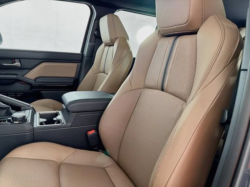 New 2026 Toyota 4Runner Limited AWD/4WD image 32