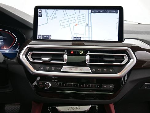 Used 2025 BMW X4 xDrive30i image 13