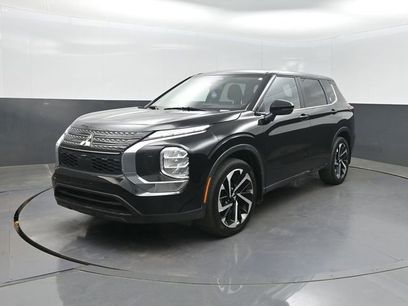 Used 2022 Mitsubishi Outlander ES