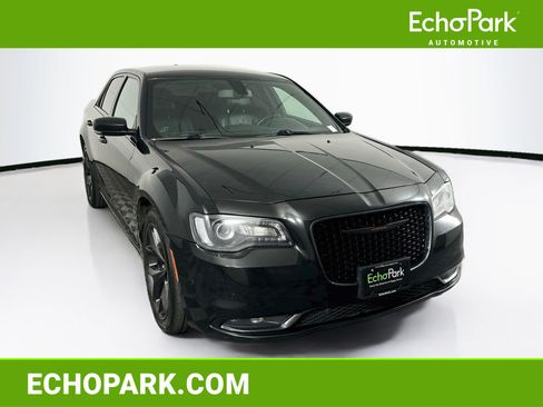 Used 2021 Chrysler 300 S RWD image 1