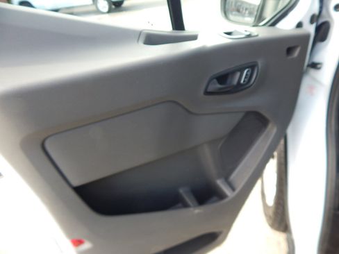 Used 2023 Ford Transit 350 XLT image 20