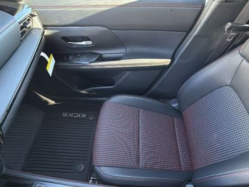New 2026 Nissan Kicks SR w/ Cold Weather Package image 12