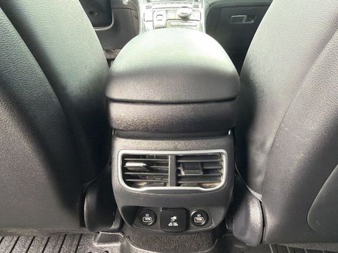 Used 2021 Hyundai Santa Fe Limited w/ Cargo Package AWD/4WD image 25