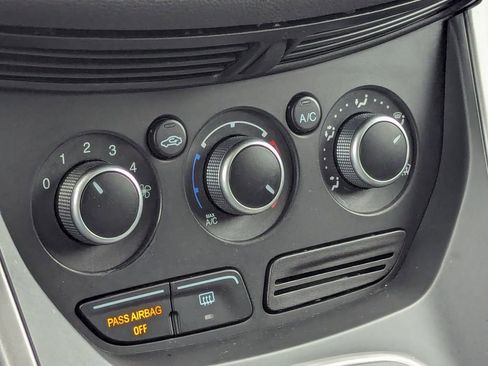 Used 2013 Ford Escape SE image 19