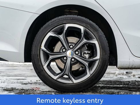 Used 2023 Chevrolet Malibu LT image 9