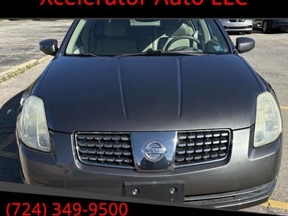 Used 2005 Nissan Maxima 3.5 SL w/ (T05) Navigation System Pkg