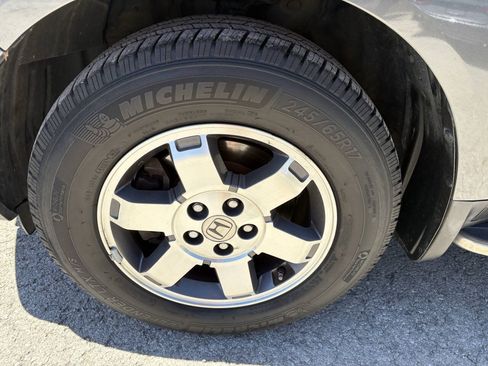 Used 2011 Honda Pilot Touring image 10