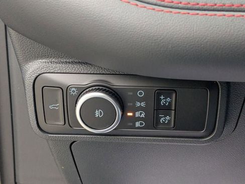 New 2026 Ford Explorer ST-Line w/ ST-Line Street Pack image 16