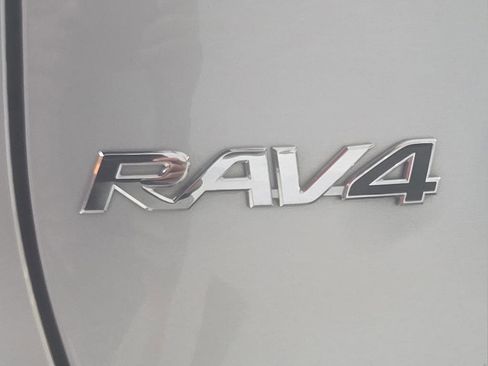 Used 2023 Toyota RAV4 XLE w/ Convenience Package image 11