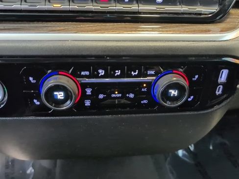 Certified 2022 Chevrolet Silverado 1500 LT AWD/4WD image 24