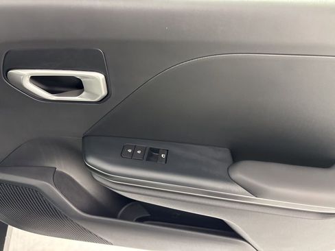 New 2026 Kia K4 LXS image 40