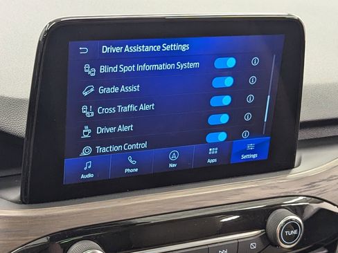 Used 2020 Ford Escape Titanium w/ Titanium Premium Package 2.0 image 35