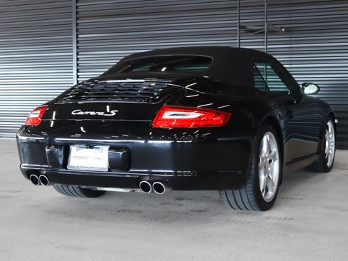 Used 2006 Porsche 911 Carrera S image 10