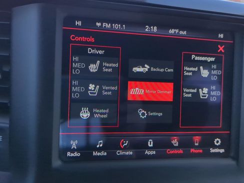Used 2020 RAM 1500 Laramie w/ Sport Appearance Package AWD/4WD image 23