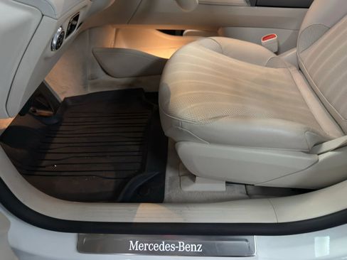 Used 2023 Mercedes-Benz EQS 580 4MATIC Sedan image 11