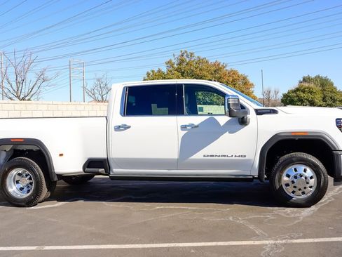 New 2026 GMC Sierra 3500 Denali Ultimate image 7