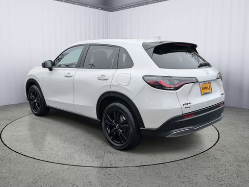Certified 2026 Honda HR-V Sport image 4