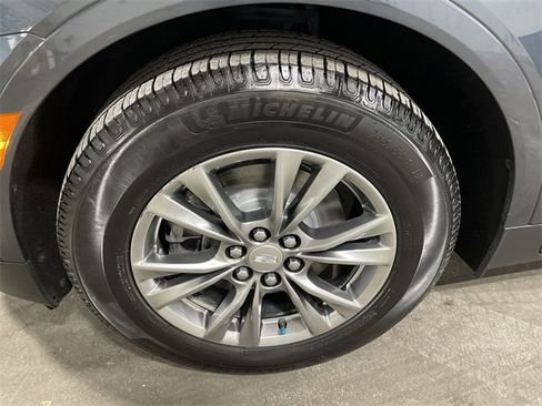 Used 2021 Cadillac XT5 Premium Luxury image 23