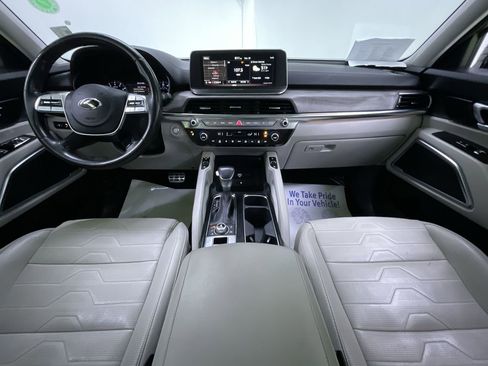 Used 2020 Kia Telluride SX w/ SX Prestige Package image 17