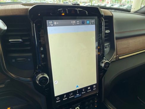 New 2023 RAM 3500 Limited image 11