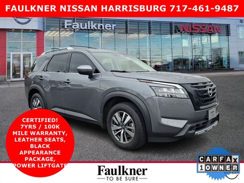 Certified 2025 Nissan Pathfinder SL w/ Black Appearance Package AWD/4WD image 1