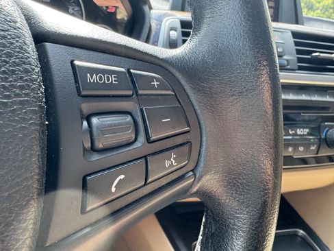 Used 2016 BMW 320i Sedan RWD image 27