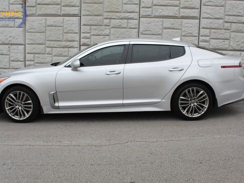 Used 2018 Kia Stinger image 7