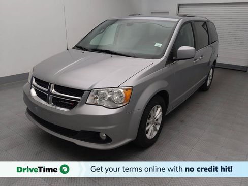 Used 2019 Dodge Grand Caravan SXT FWD image 1