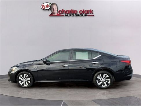 New 2025 Nissan Altima 2.5 S image 2