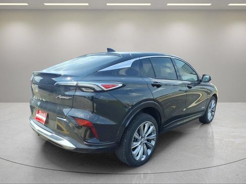 Used 2024 Buick Envista Avenir FWD image 3