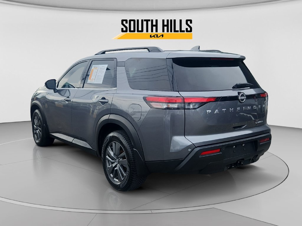 Used 2022 Nissan Pathfinder SV w/ SV Premium Package AWD/4WD image 3