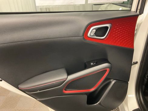 Used 2023 Kia Soul GT-Line w/ GT-Line Technology Package image 33