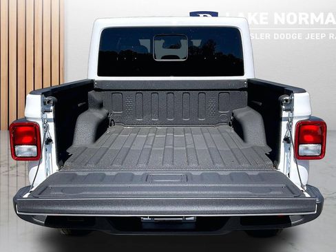 New 2026 Jeep Gladiator Sport image 24