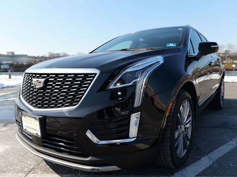 Used 2020 Cadillac XT5 Premium Luxury w/ Platinum Package image 3