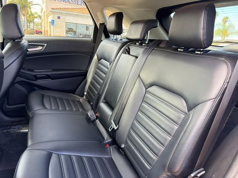 Used 2024 Ford Edge SEL AWD/4WD image 8