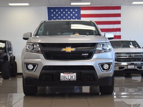 Used 2018 Chevrolet Colorado Z71 AWD/4WD image 6