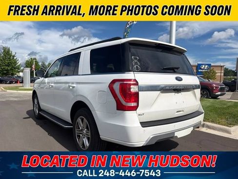 Used 2020 Ford Expedition XLT w/ Equipment Group 202A AWD/4WD image 2