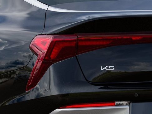New 2026 Kia K5 LXS FWD image 15