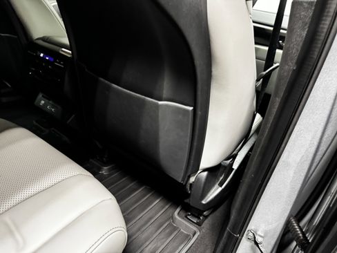 Certified 2023 Acura MDX w/Technology Package image 30