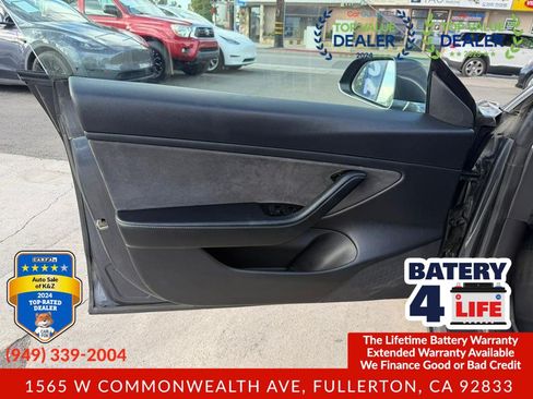 Used 2019 Tesla Model 3 Standard Range Plus RWD image 25