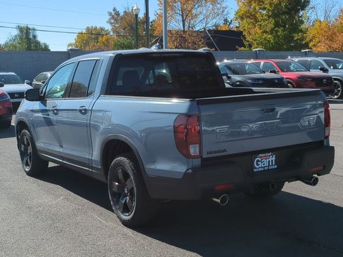 New 2026 Honda Ridgeline Black Edition image 7