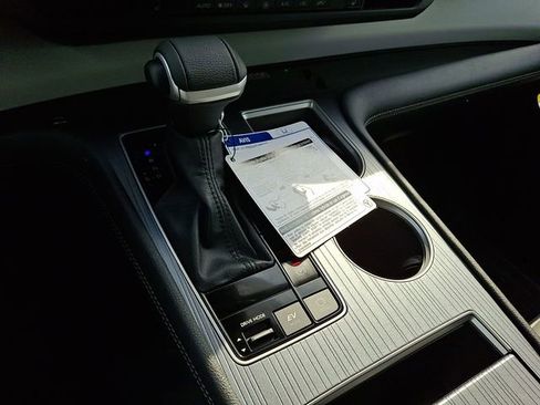 New 2026 Toyota Sienna XLE image 7