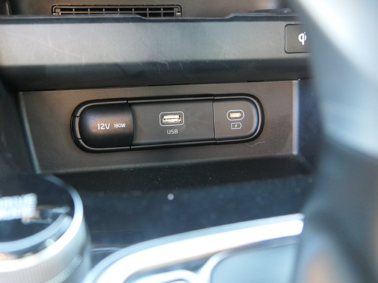 Certified 2024 Kia Seltos EX FWD image 21