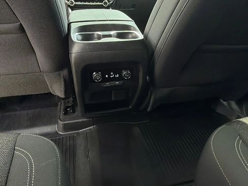 Used 2026 Chevrolet Traverse LT w/ Midnight/Sport Edition FWD image 19
