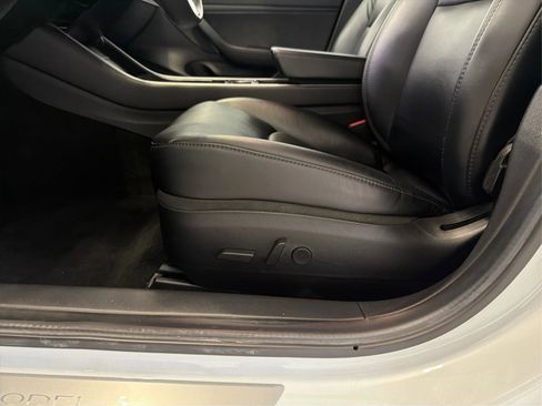 Used 2019 Tesla Model 3 Long Range image 22