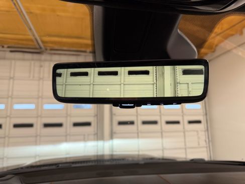 Used 2022 Jeep Grand Wagoneer Series III w/ Rear Seat Video Group 1 image 23