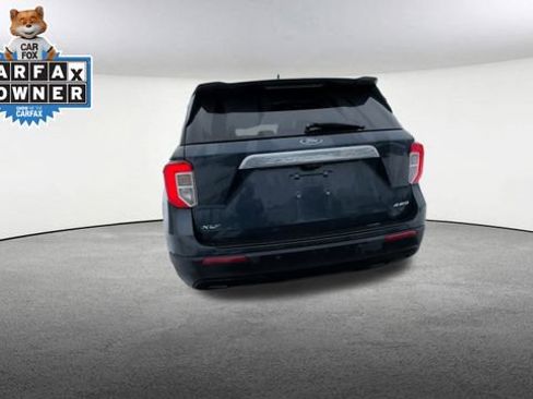 Used 2023 Ford Explorer XLT image 8