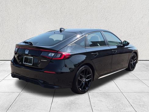 Used 2024 Honda Civic Sport image 3