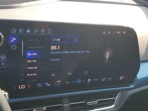 Certified 2024 Chevrolet Equinox EV LT FWD image 25