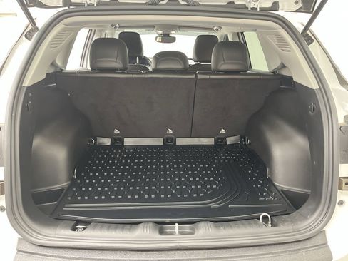 Used 2022 Jeep Compass Latitude w/ Mopar Graphics Package image 27